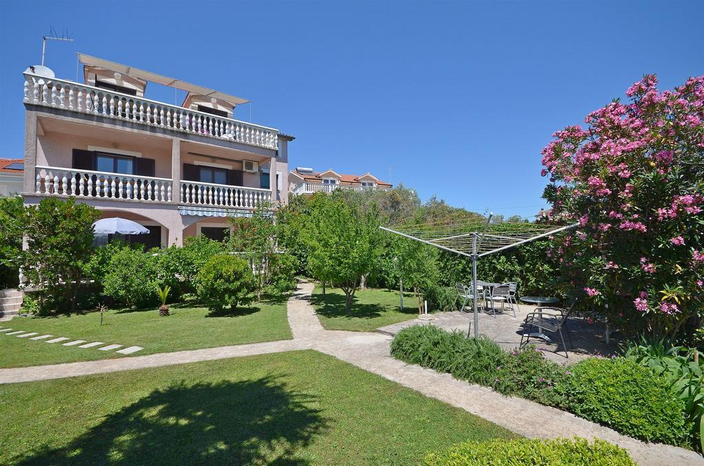 Apartments Daniela Водице Екстер'єр фото
