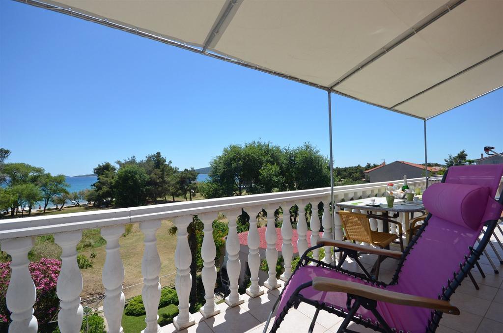 Apartments Daniela Водице Екстер'єр фото